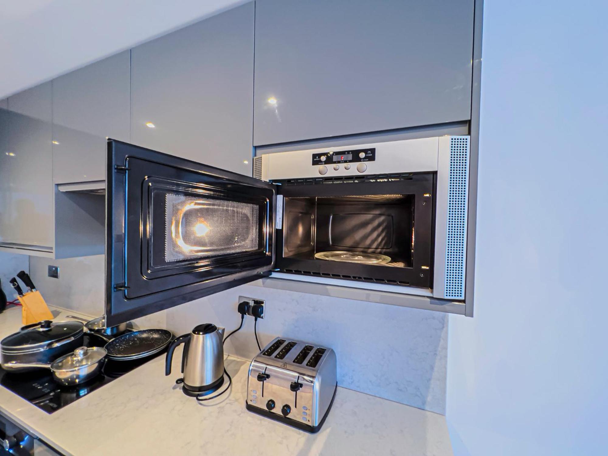 フィンチリーDeluxe 3 Bed Flat With Gardenアパートメント エクステリア 写真