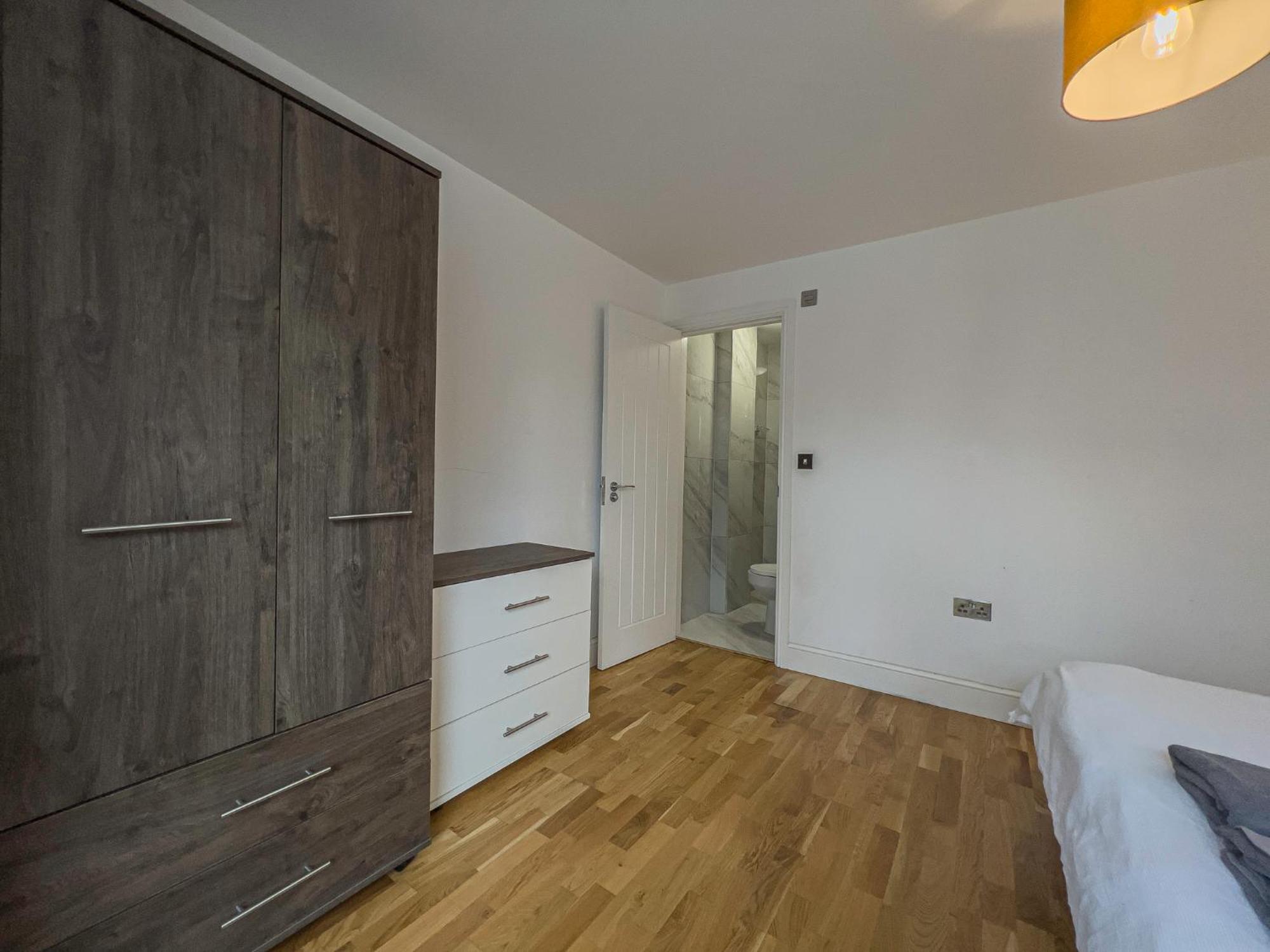 フィンチリーDeluxe 3 Bed Flat With Gardenアパートメント エクステリア 写真